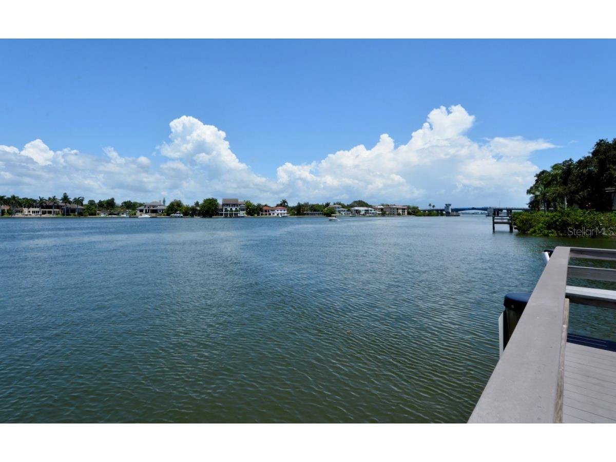 1250 N Portofino Drive #102MAR Sarasota FL 34242 A4522405 image60