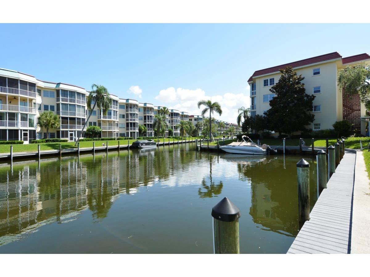 1250 N Portofino Drive #102MAR Sarasota FL 34242 A4522405 image64