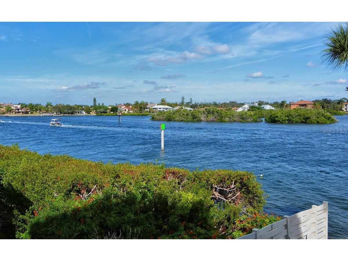 1250 N Portofino Drive #102MAR Sarasota FL 34242 A4522405 image67