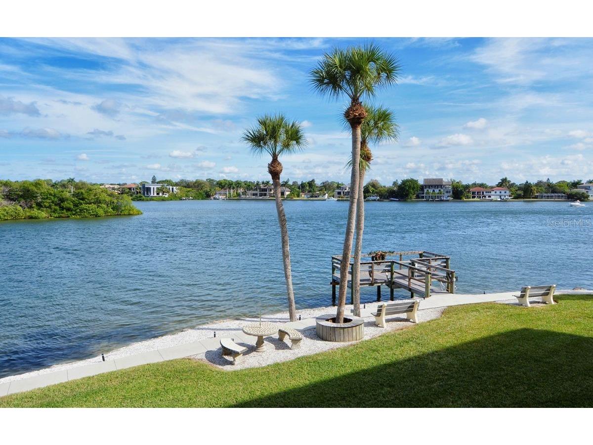1250 N Portofino Drive #102MAR Sarasota FL 34242 A4522405 image68