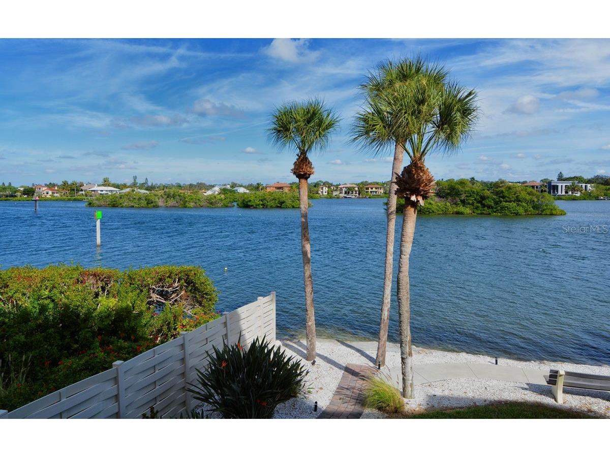 1250 N Portofino Drive #102MAR Sarasota FL 34242 A4522405 image71