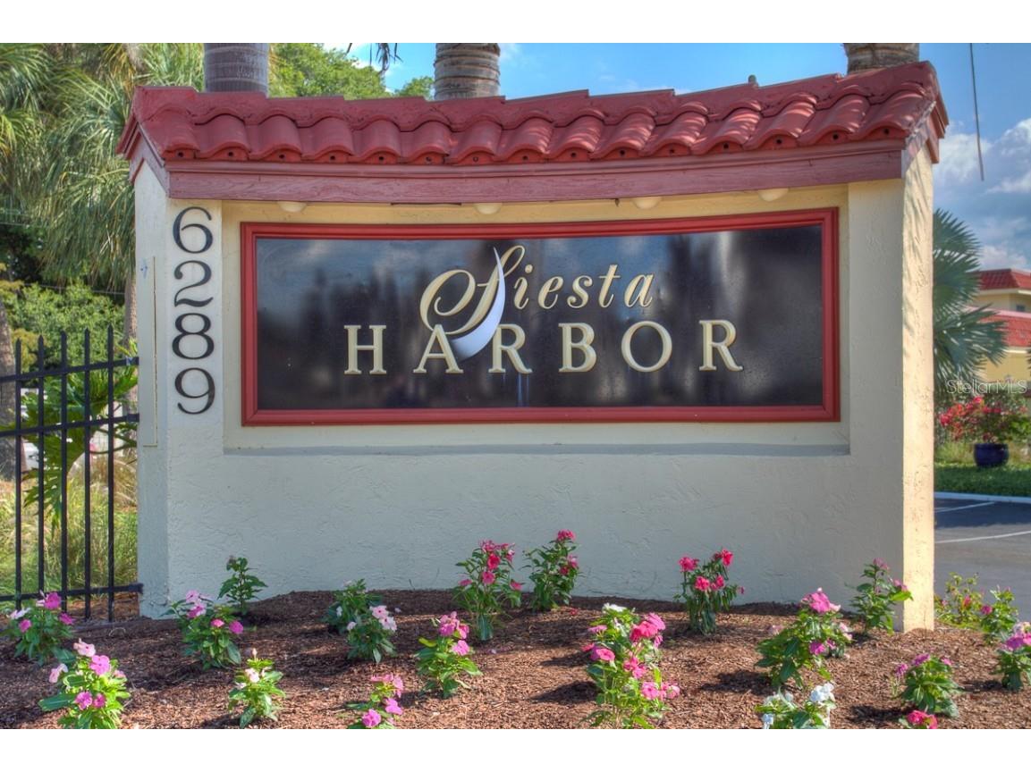 1250 N Portofino Drive #107MAR Sarasota FL 34242 A4120613 image1
