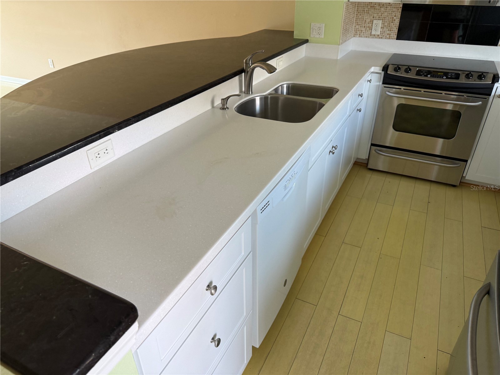 1250 N Portofino Drive #202 Sarasota FL 34242 A4695140 image12