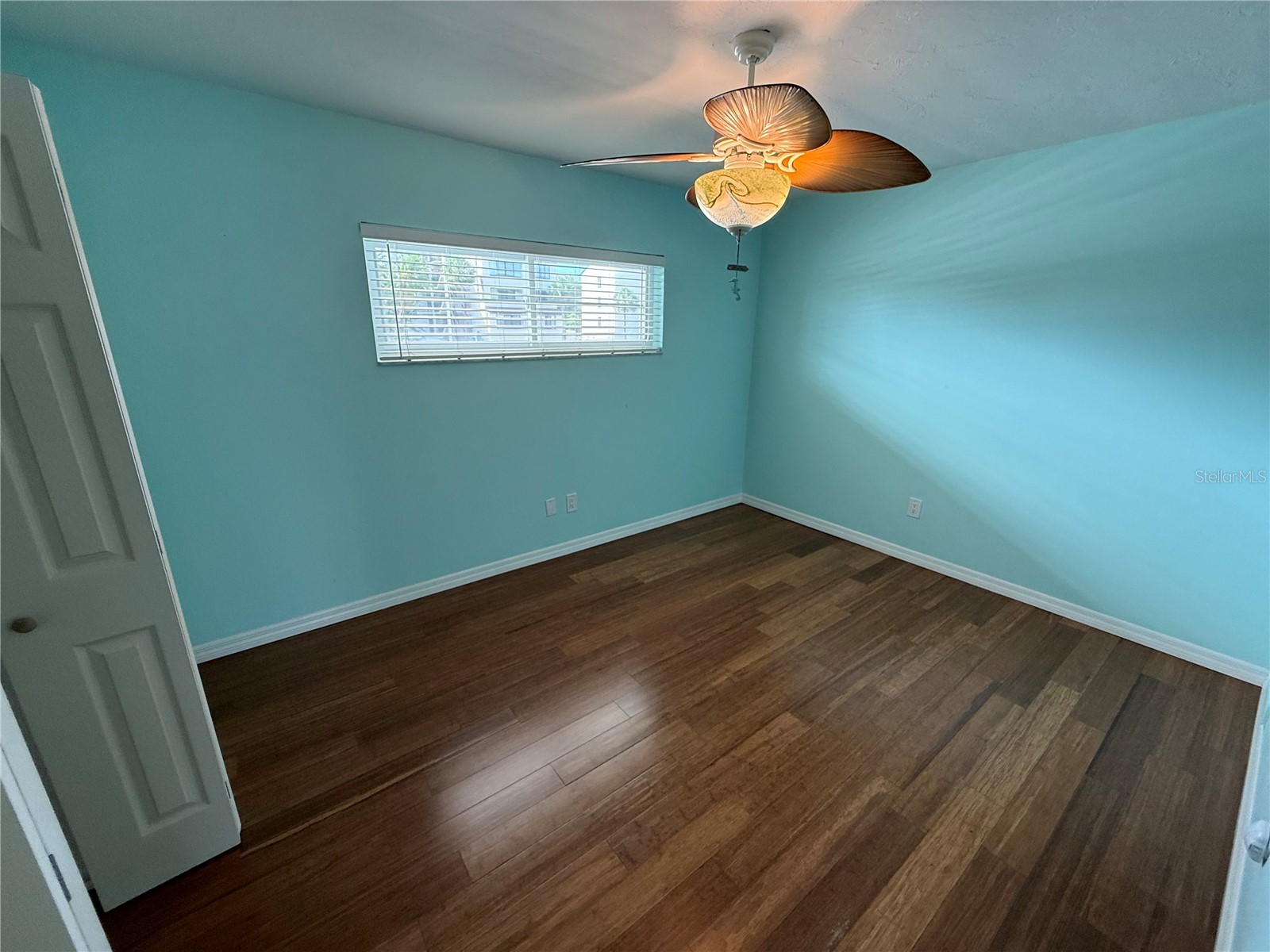 1250 N Portofino Drive #202 Sarasota FL 34242 A4695140 image18