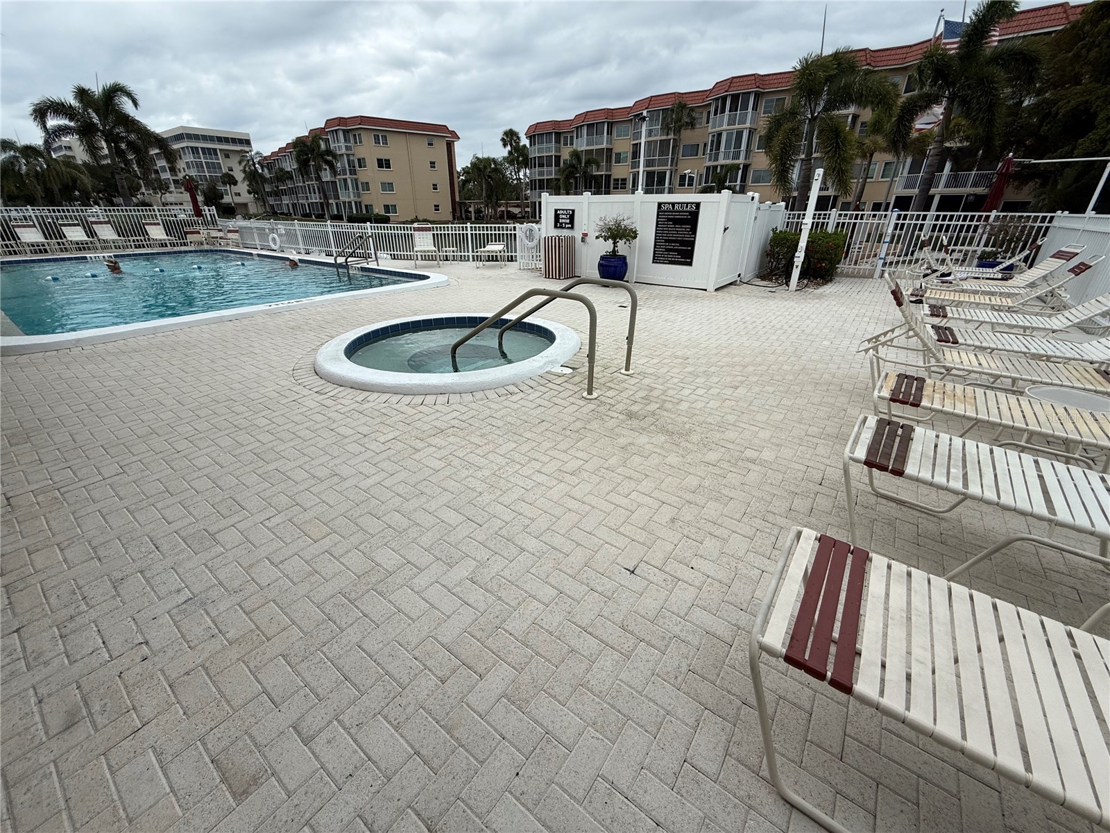 1250 N Portofino Drive #202 Sarasota FL 34242 A4695140 image33