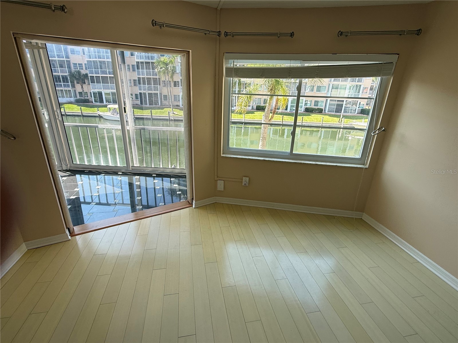 1250 N Portofino Drive #202 Sarasota FL 34242 A4695140 image6