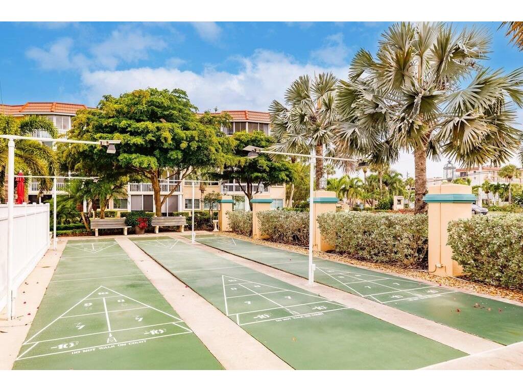 1250 N Portofino Drive #302 Sarasota FL 34242 A4660757 image20