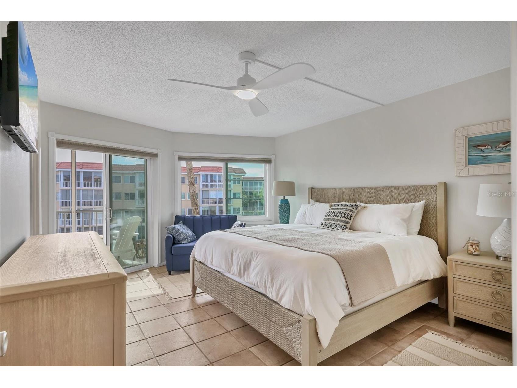 1250 N Portofino Drive #303 Sarasota FL 34242 A4672238 image14