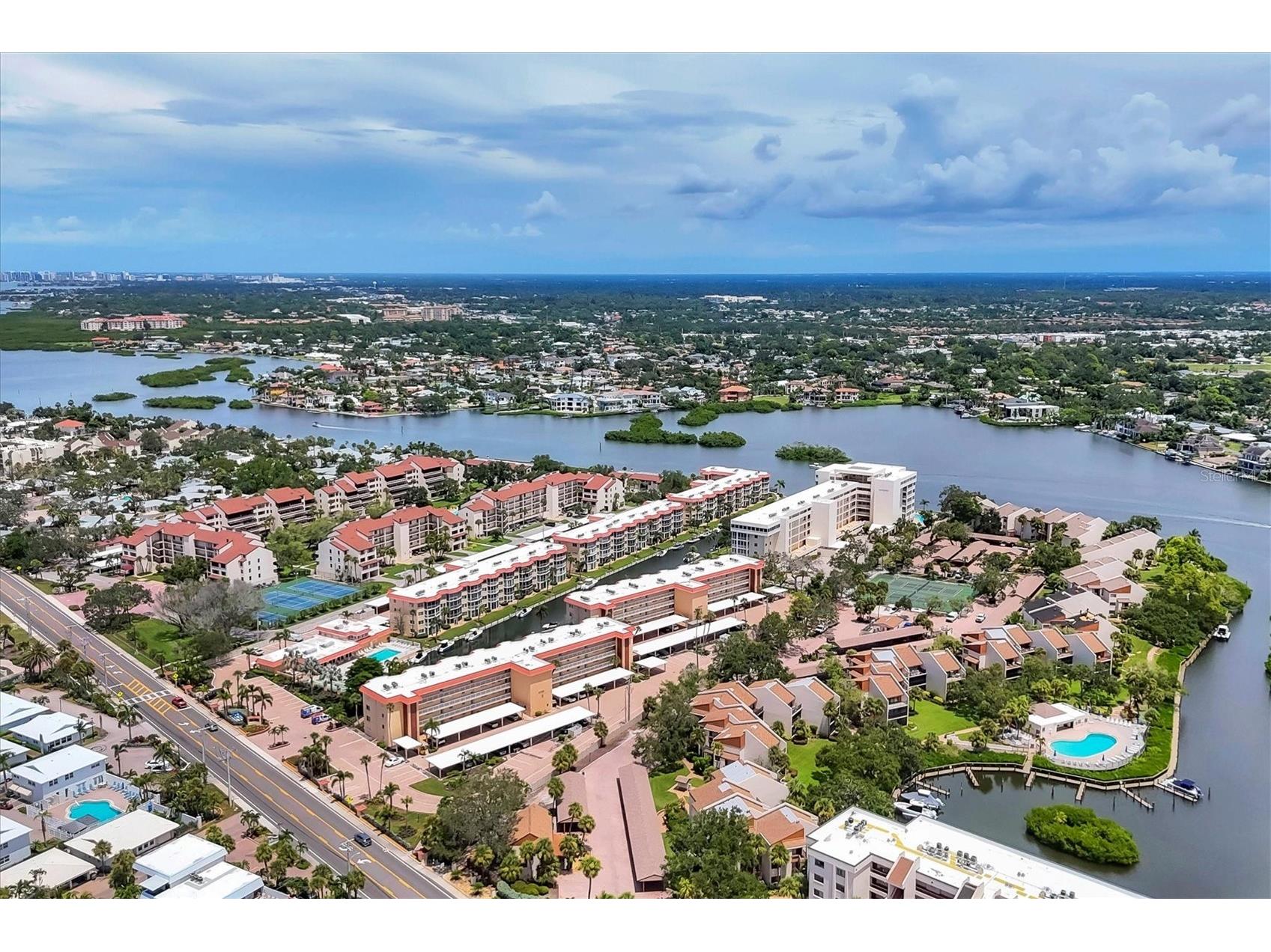 1250 N Portofino Drive #303 Sarasota FL 34242 A4672238 image26