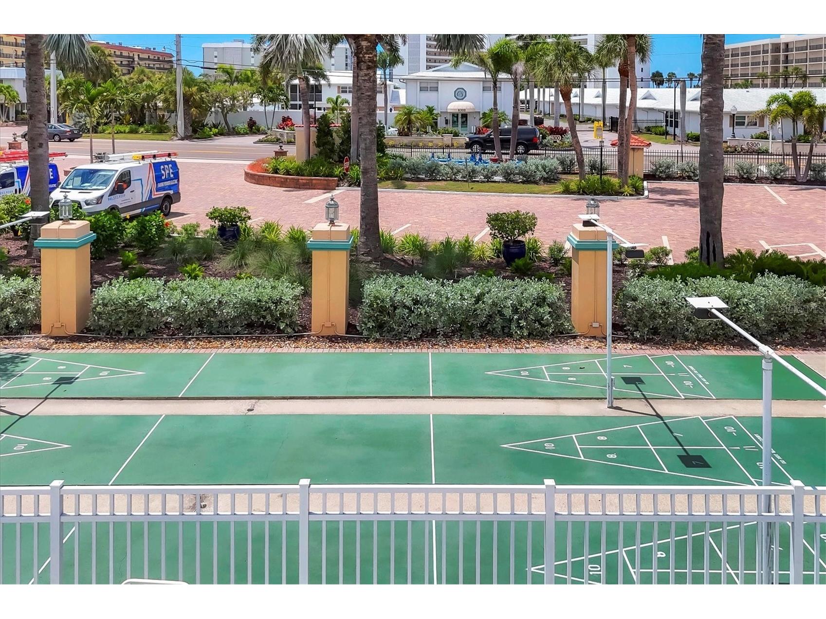 1250 N Portofino Drive #303 Sarasota FL 34242 A4672238 image42