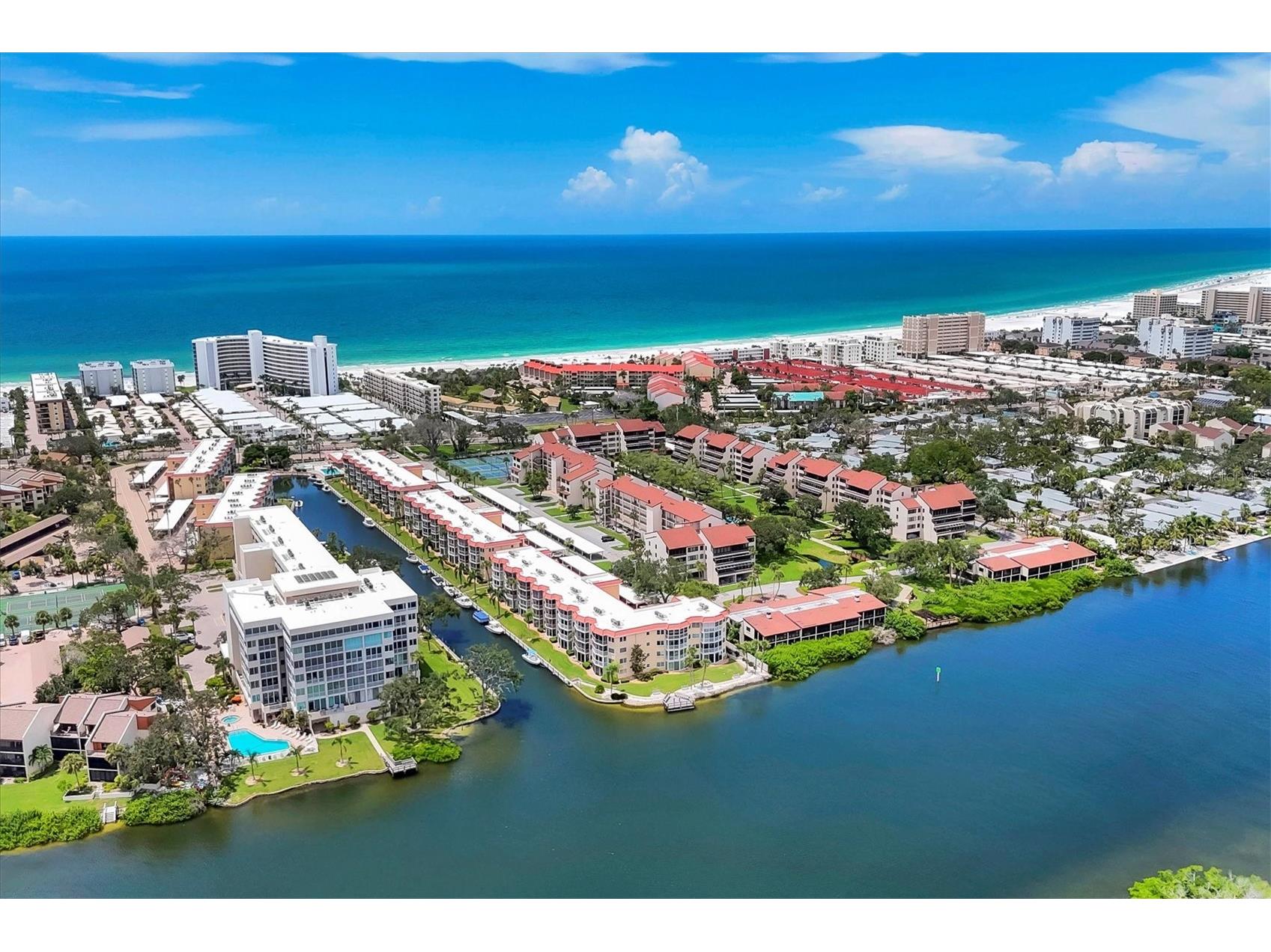 1250 N Portofino Drive #303 Sarasota FL 34242 A4672238 image43