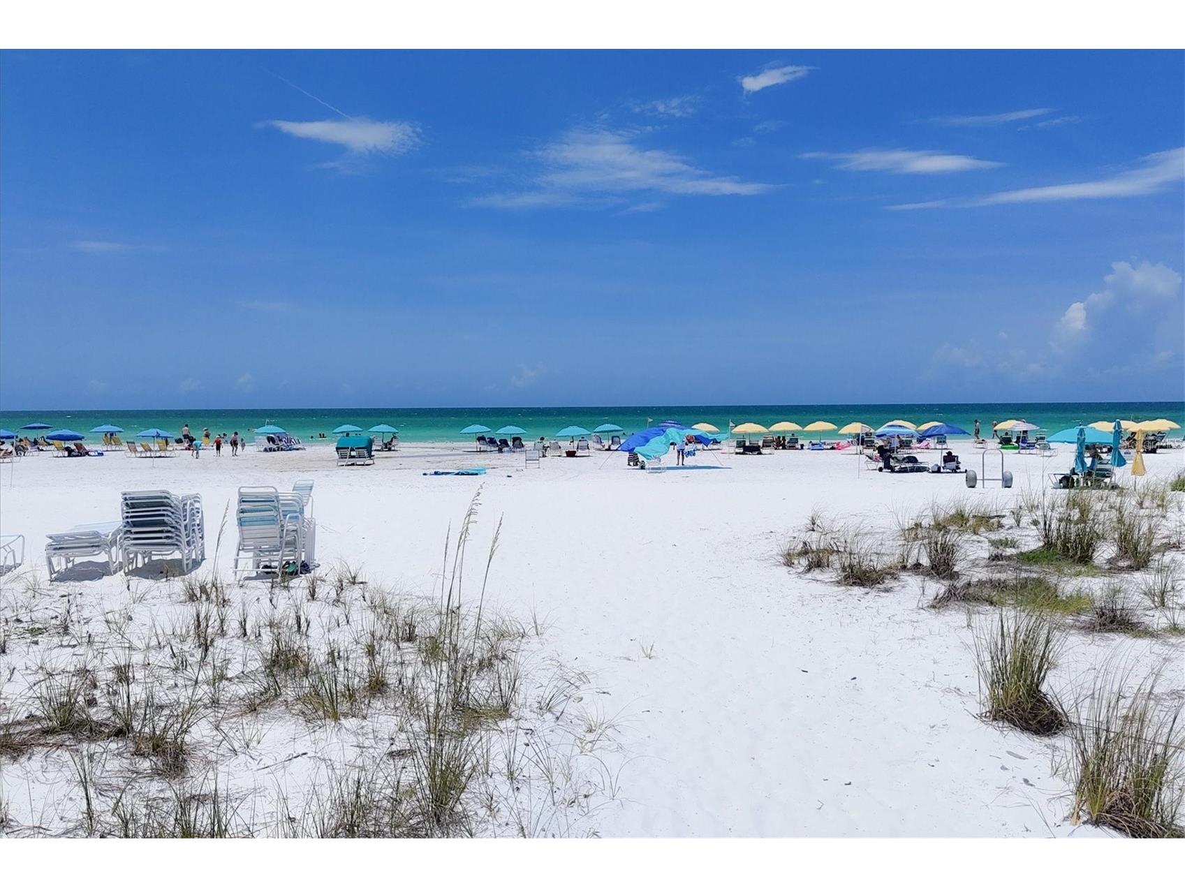 1250 N Portofino Drive #303 Sarasota FL 34242 A4672238 image46