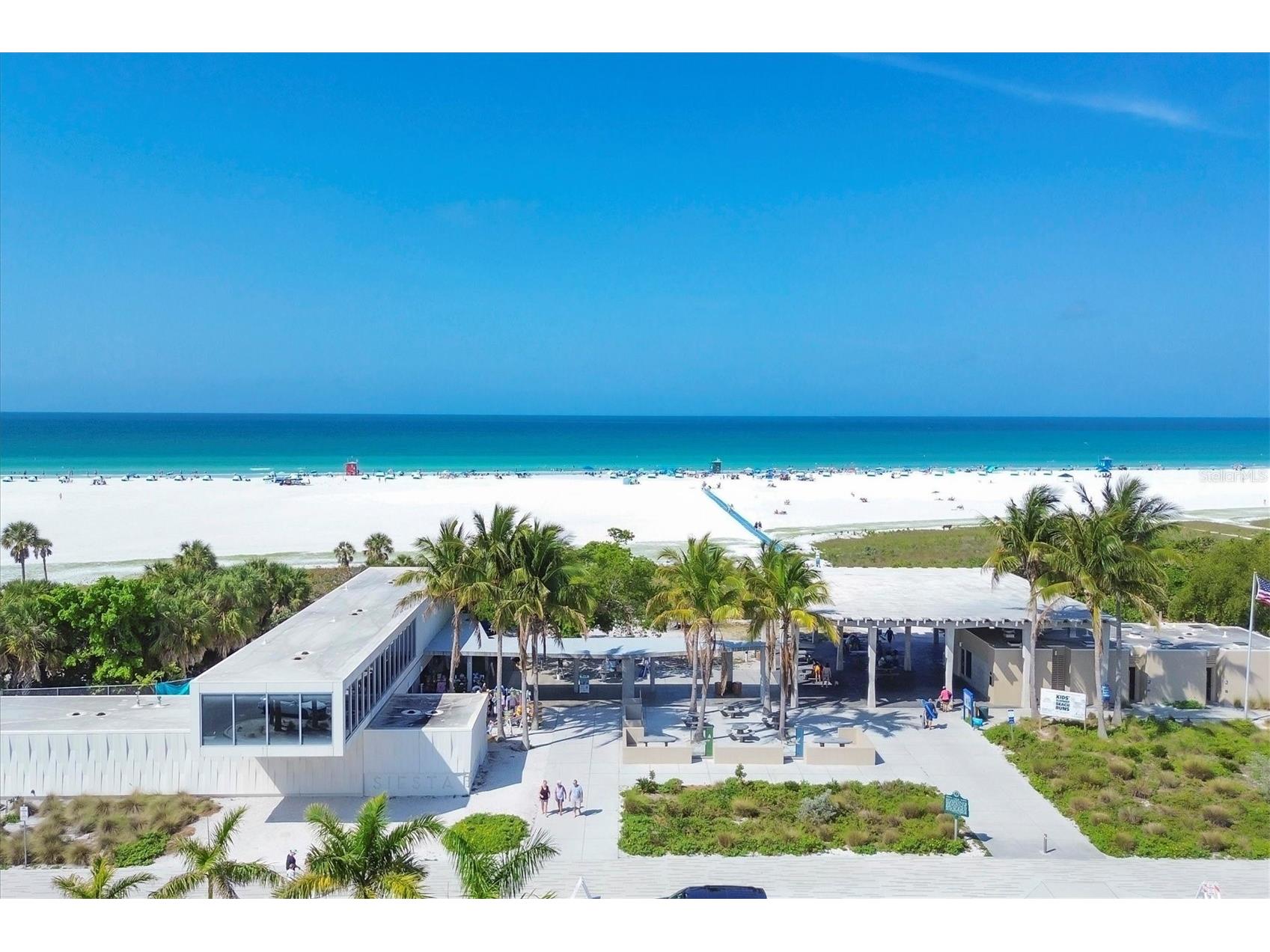 1250 N Portofino Drive #303 Sarasota FL 34242 A4672238 image54