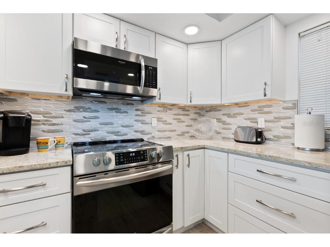 1250 N Portofino Drive #304 Sarasota FL 34242 A4649477 image17