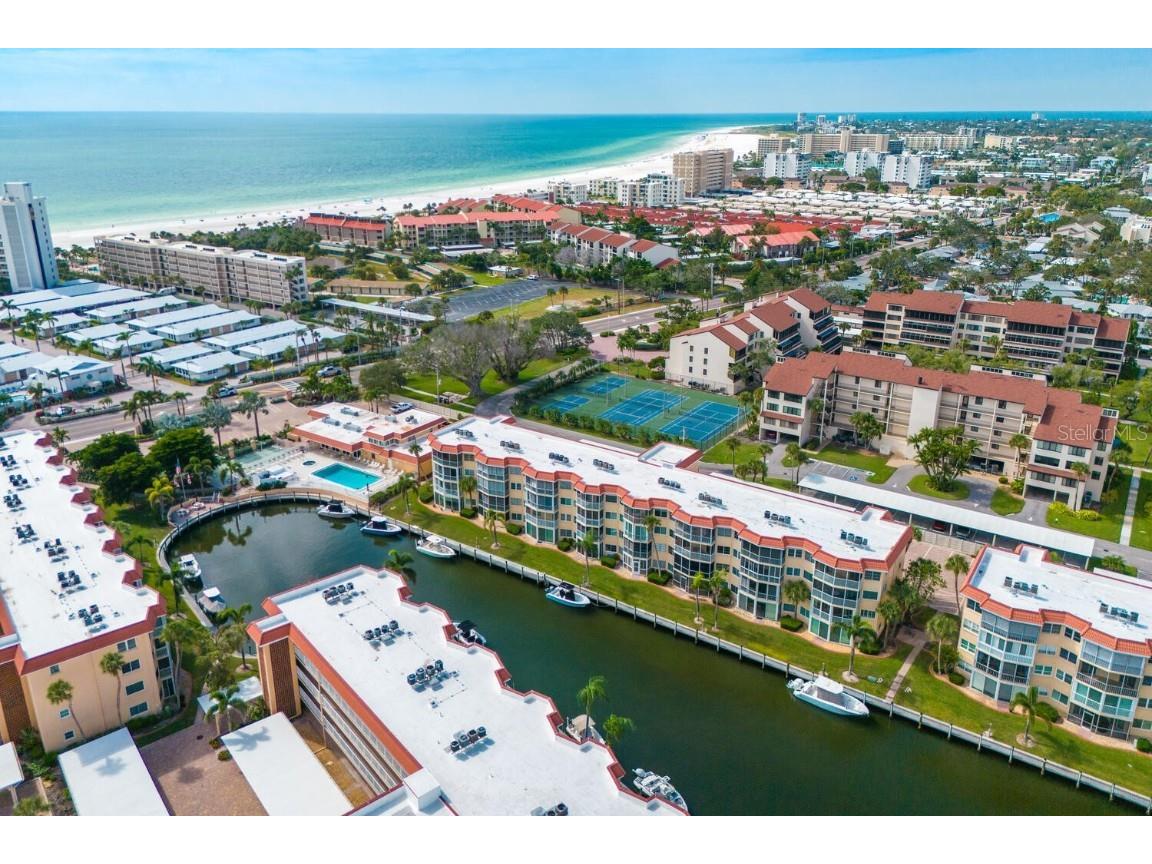 1250 N Portofino Drive #304 Sarasota FL 34242 A4649477 image24