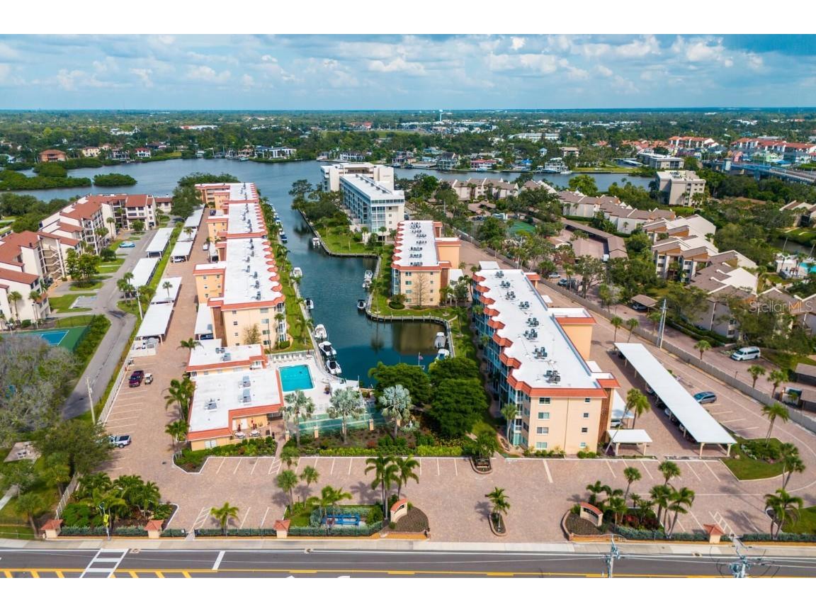 1250 N Portofino Drive #304 Sarasota FL 34242 A4649477 image25