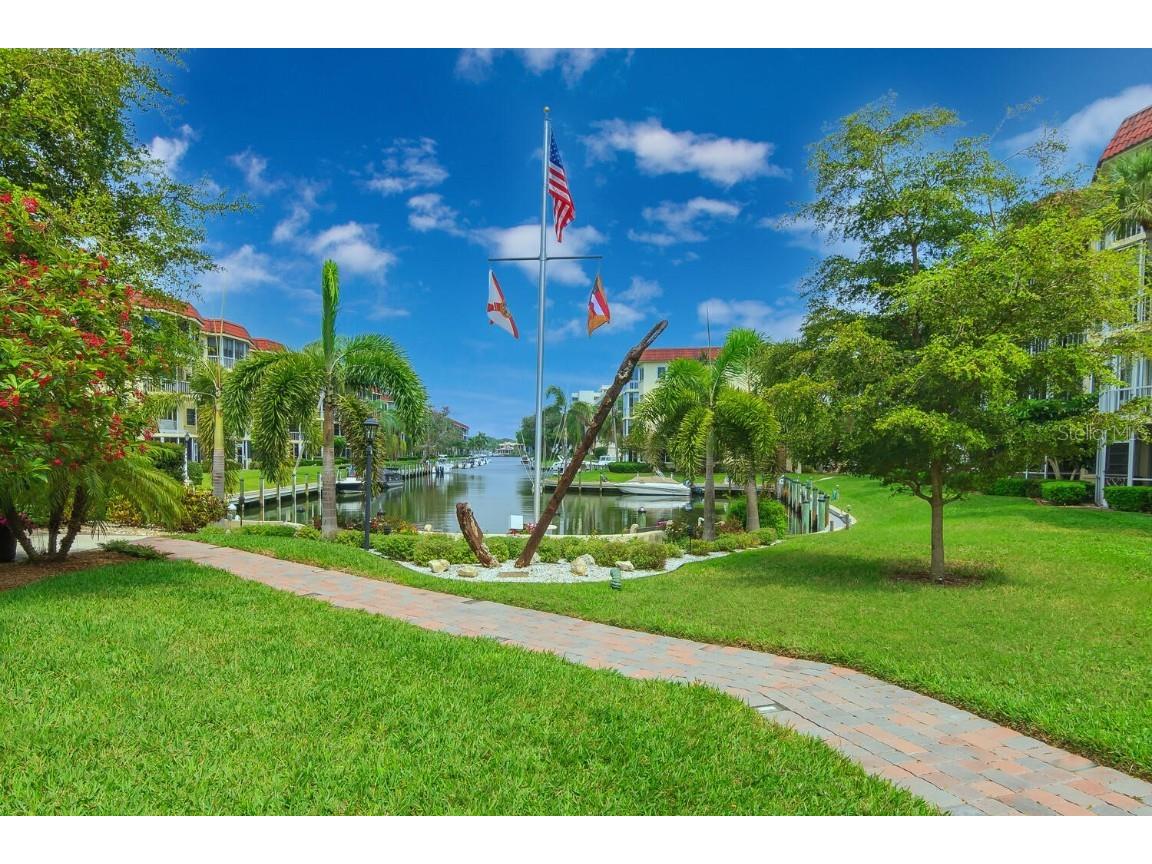 1250 N Portofino Drive #304 Sarasota FL 34242 A4649477 image27