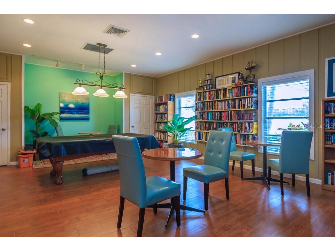 1250 N Portofino Drive #304 Sarasota FL 34242 A4649477 image33