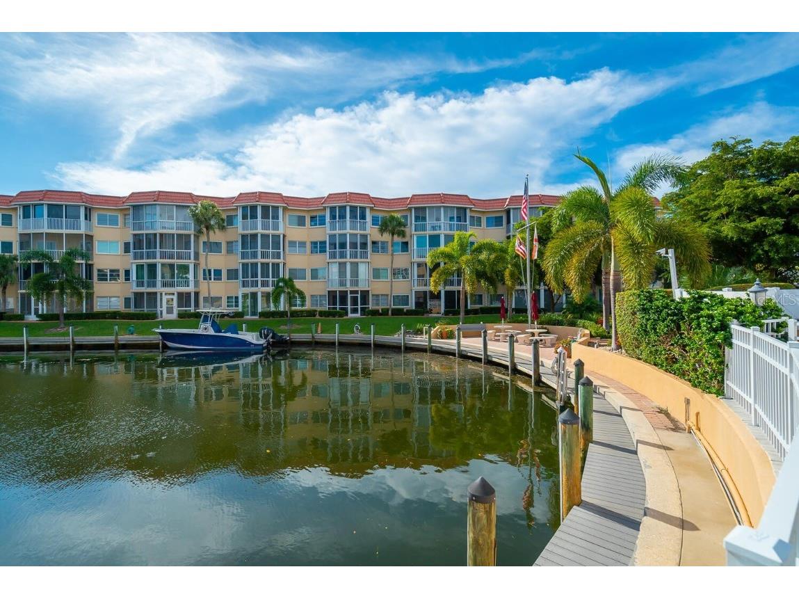 1250 N Portofino Drive #304 Sarasota FL 34242 A4649477 image37