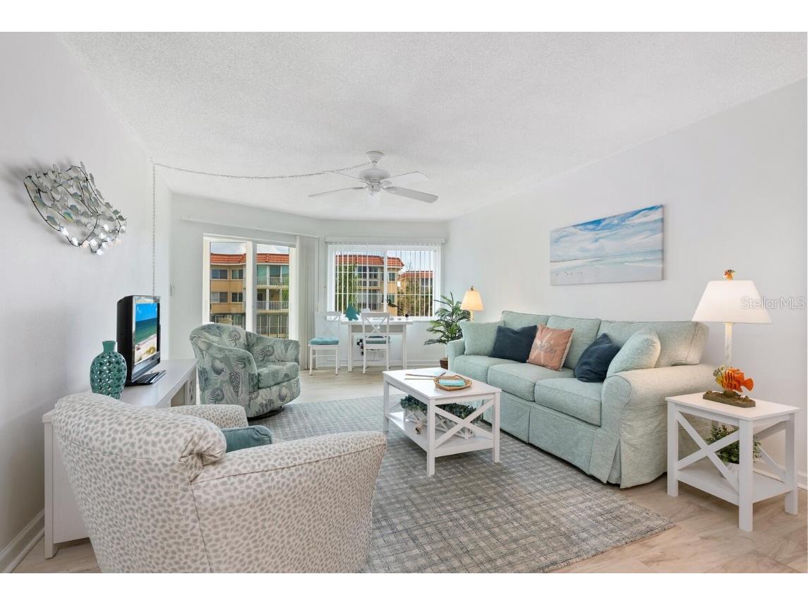 1250 N Portofino Drive #304 Sarasota FL 34242 A4649477 image6