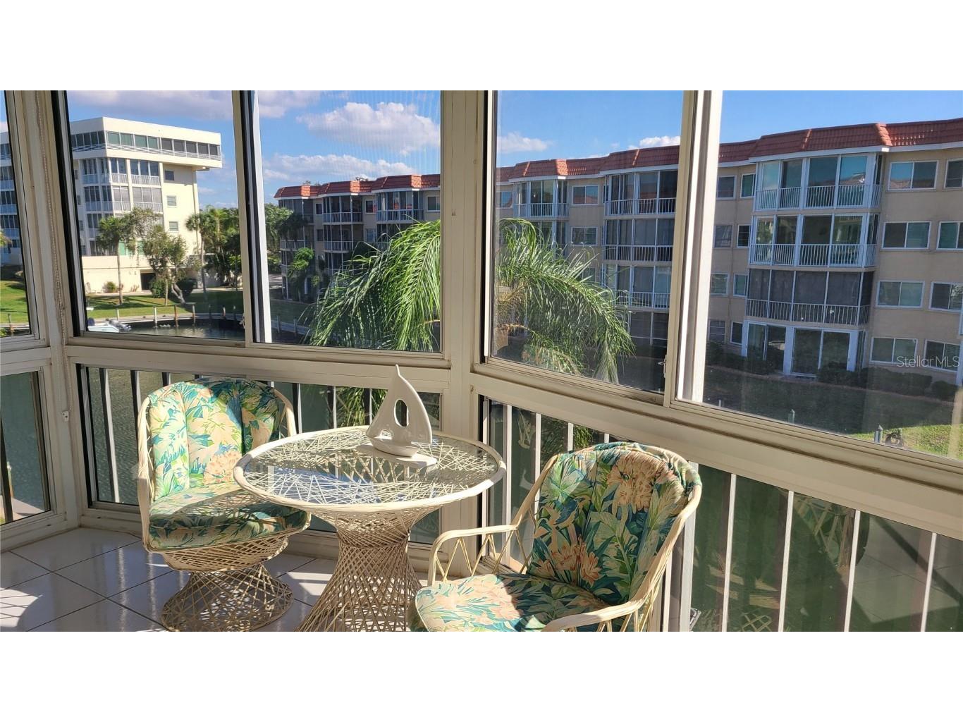 1250 N Portofino Drive #305MAR Sarasota FL 34242 A4589416 image20