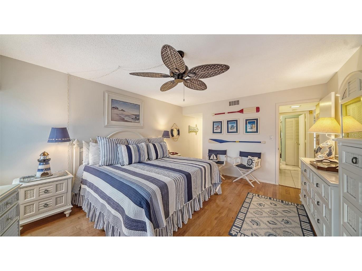 1250 N Portofino Drive #305MAR Sarasota FL 34242 A4589416 image28