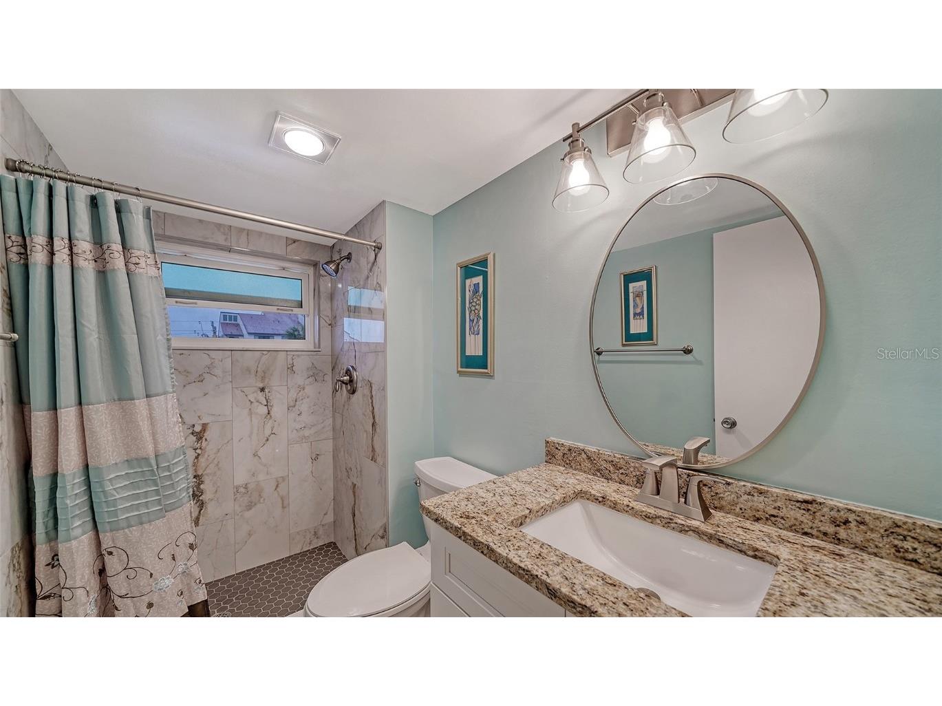 1250 N Portofino Drive #305MAR Sarasota FL 34242 A4589416 image30