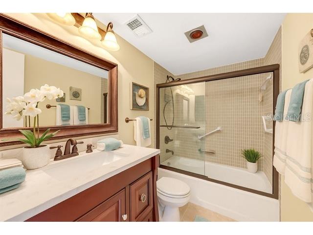 1250 N Portofino Drive #408 Sarasota FL 34242 A4672113 image12