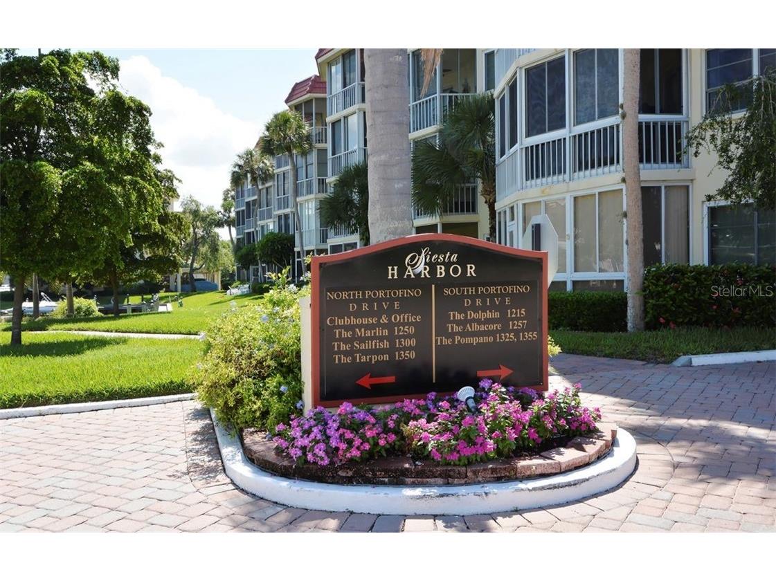 1250 N Portofino Drive #M301 Sarasota FL 34242 A4478353 image21