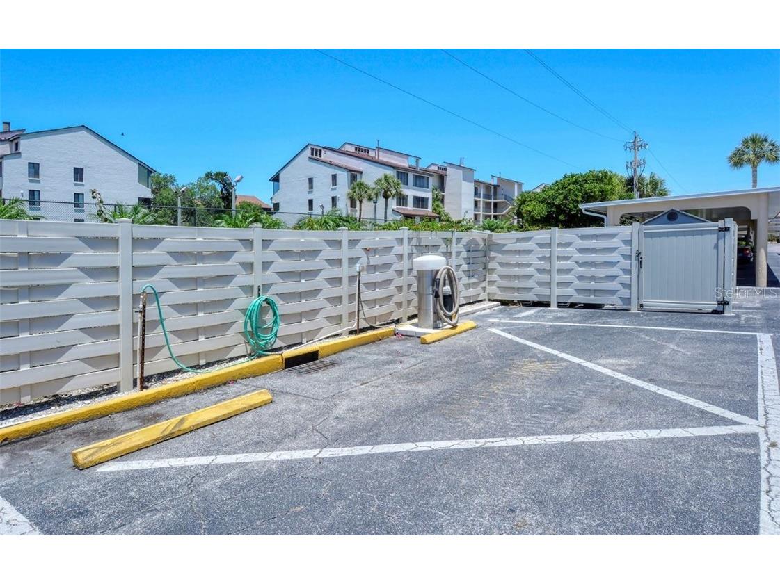 1250 N Portofino Drive #M301 Sarasota FL 34242 A4478353 image22