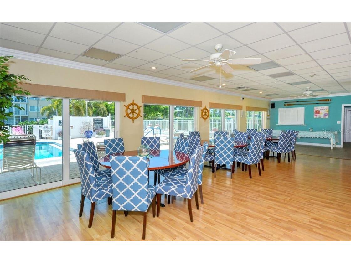 1250 N Portofino Drive #M301 Sarasota FL 34242 A4478353 image27