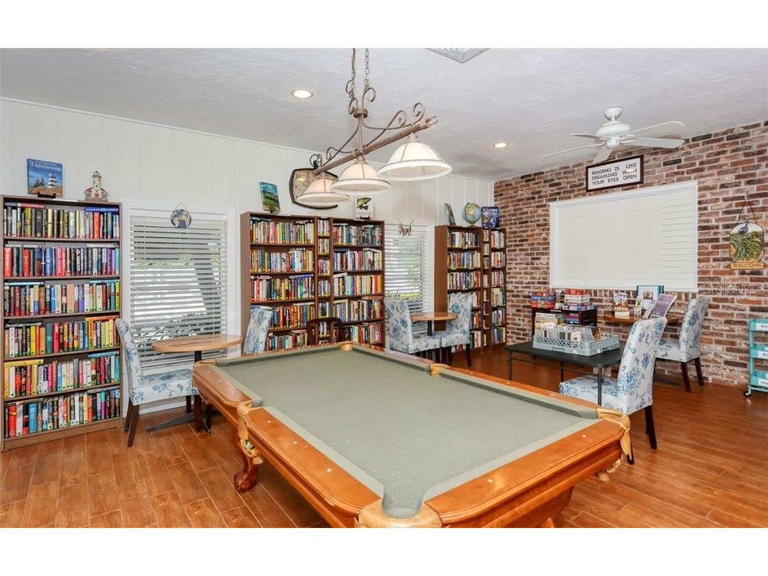 1250 N Portofino Drive #M301 Sarasota FL 34242 A4478353 image30