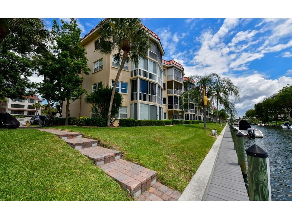 1250 N Portofino Drive #M301 Sarasota FL 34242 A4478353 image50