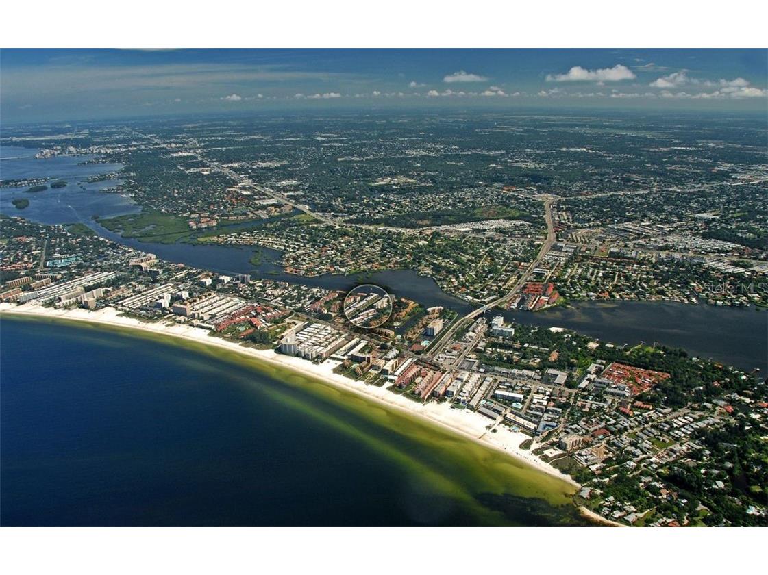 1250 N Portofino Drive #M301 Sarasota FL 34242 A4478353 image52