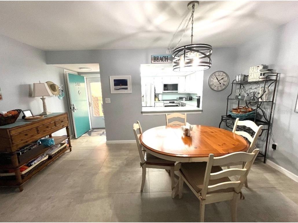 1250 N Portofino Drive #M301 Sarasota FL 34242 A4478353 image61