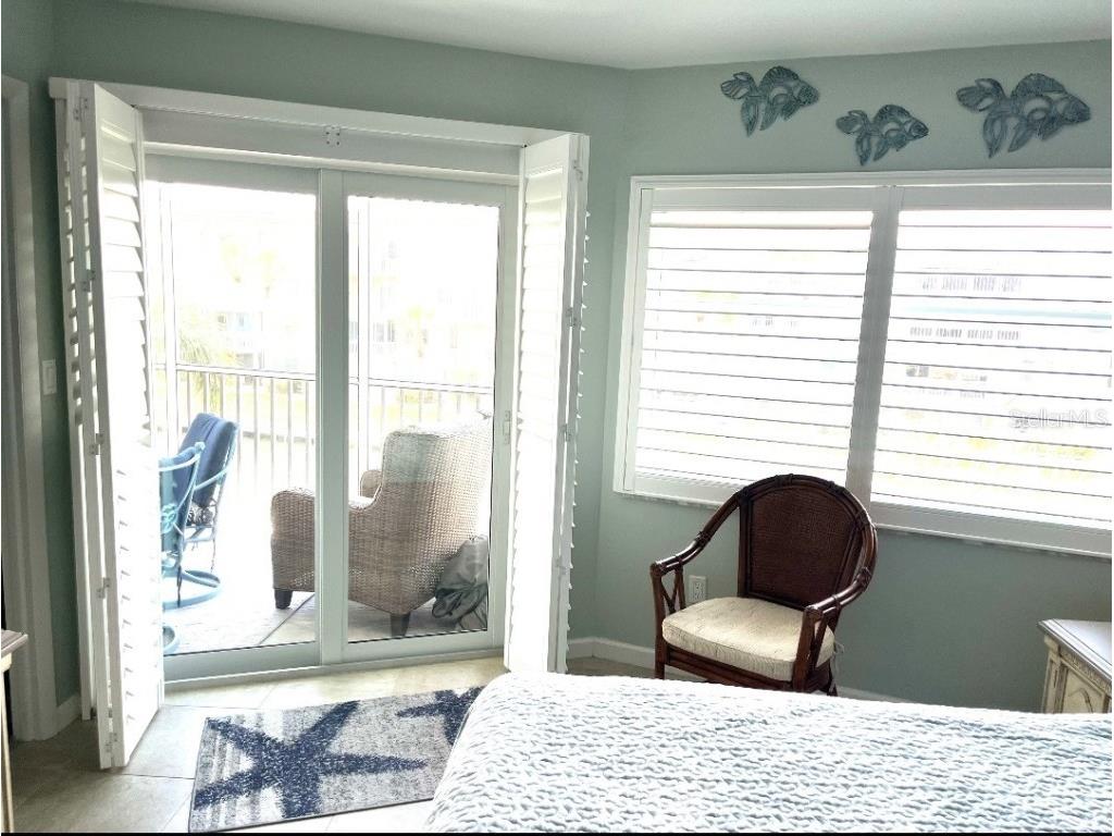 1250 N Portofino Drive #M301 Sarasota FL 34242 A4478353 image70