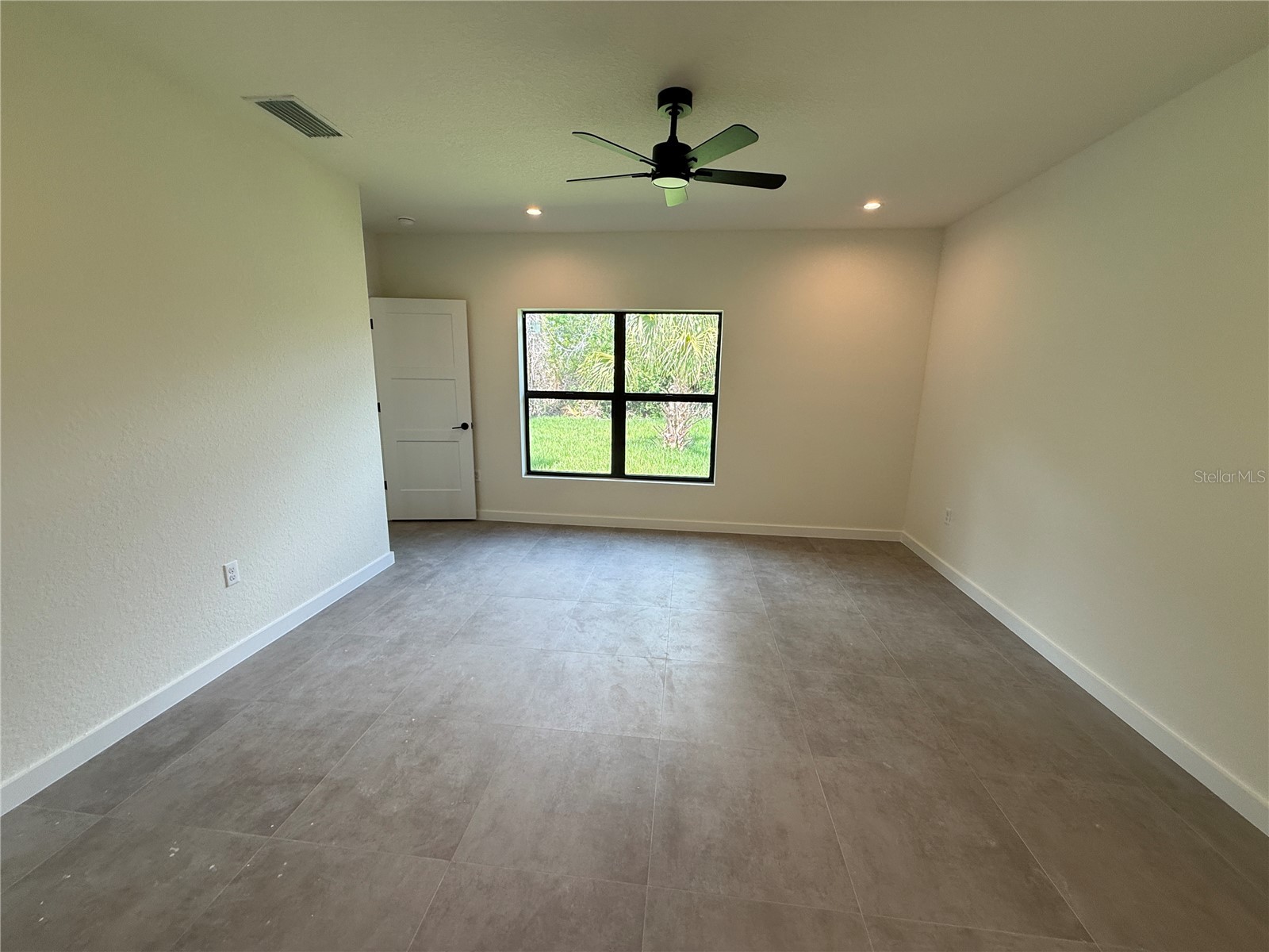 1250 Overhead Street North Port FL 34288 A4695293 image16