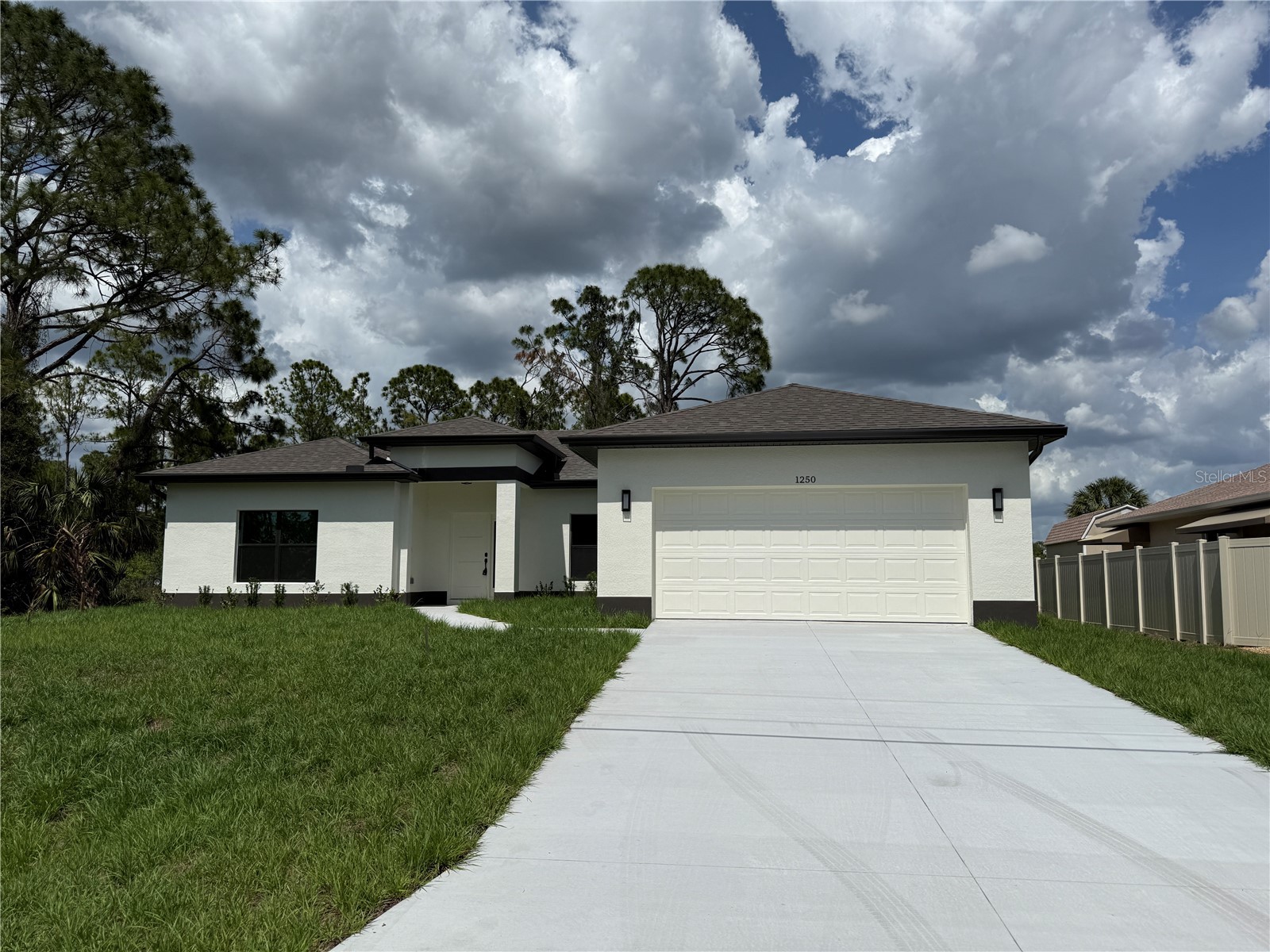 1250 Overhead Street North Port FL 34288 A4695293 image2