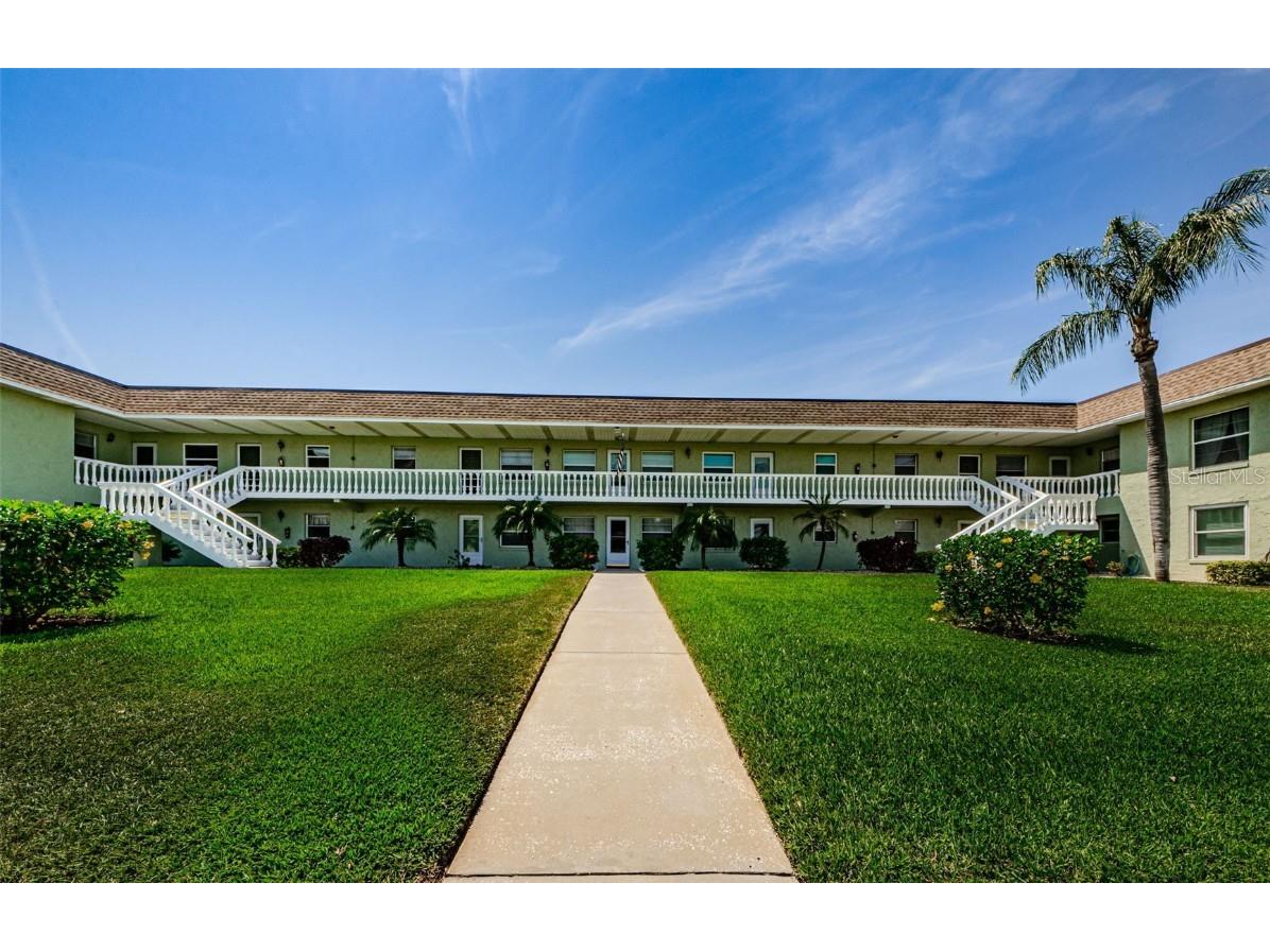1250 S Pinellas Avenue #302 Tarpon Springs FL 34689 U8195579 image1