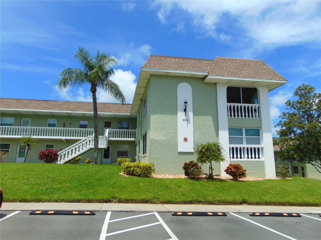 1250 S Pinellas Avenue #307 Tarpon Springs FL 34689 TB8404353 image1