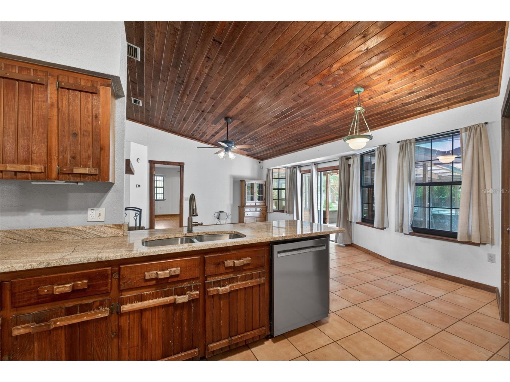 1250 Saint Anne Shrine Road Lake Wales FL 33898 - SAINT ANNE LAKE L4961508 image16