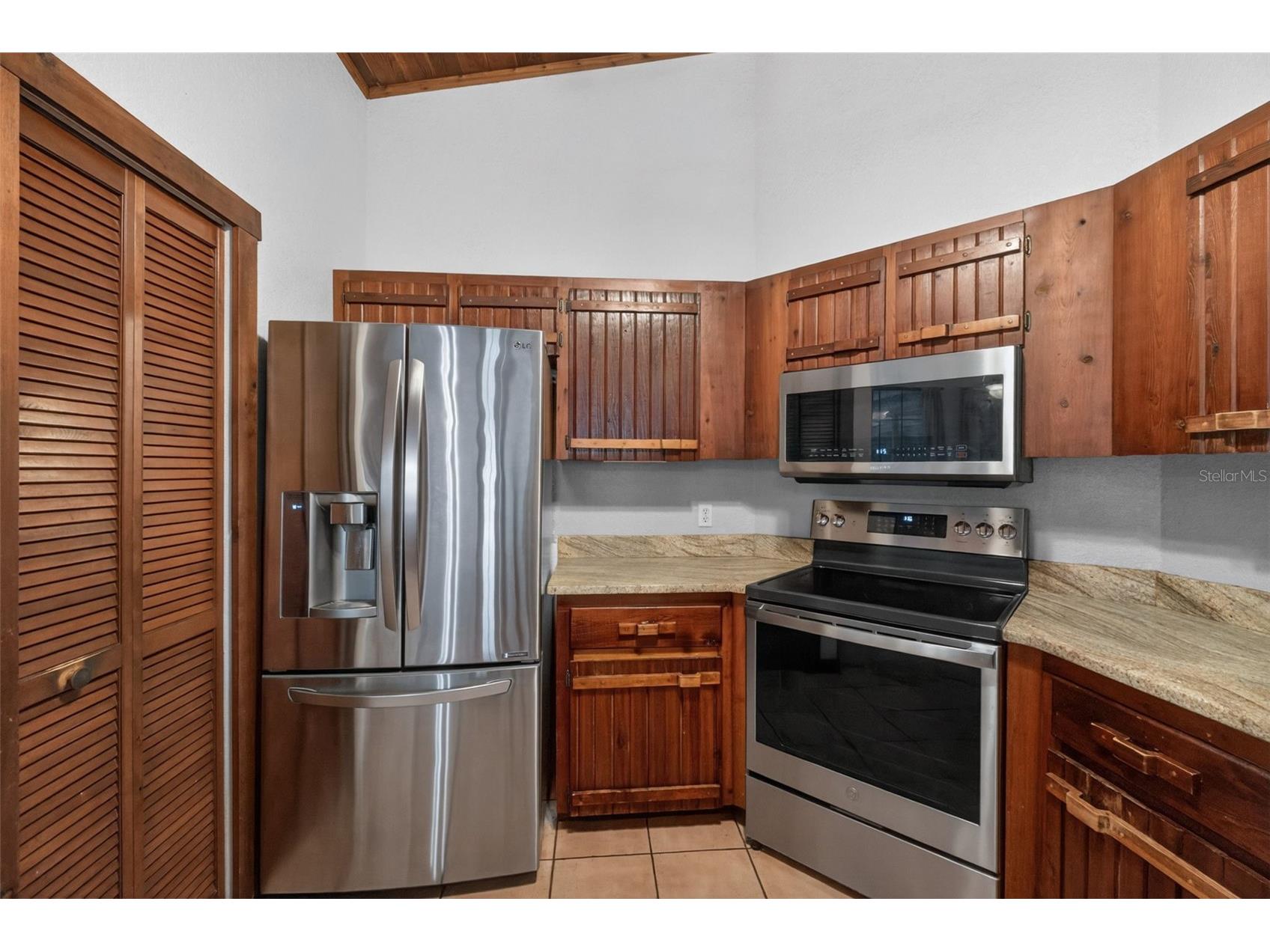 1250 Saint Anne Shrine Road Lake Wales FL 33898 - SAINT ANNE LAKE L4961508 image19