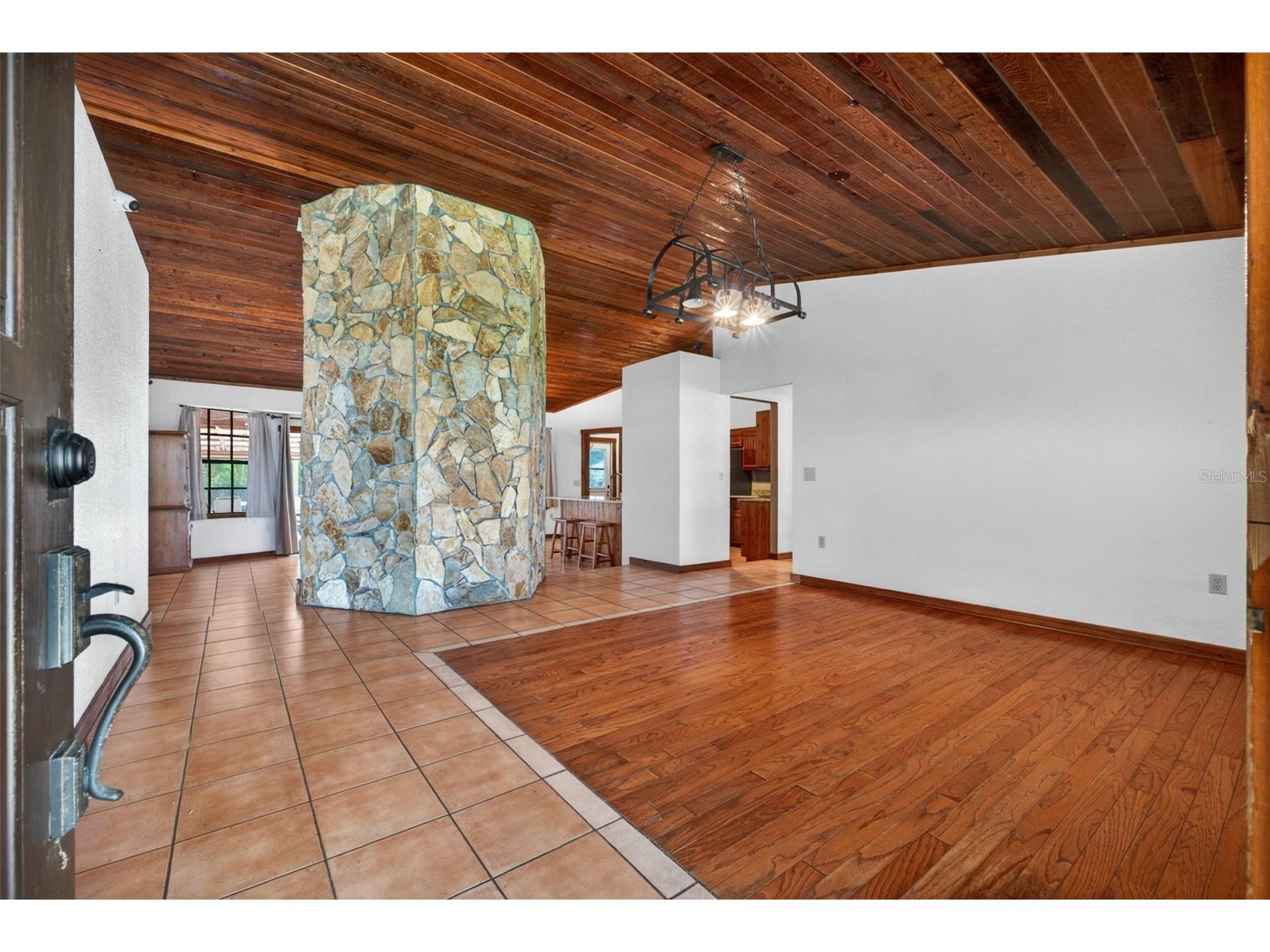 1250 Saint Anne Shrine Road Lake Wales FL 33898 - SAINT ANNE LAKE L4961508 image4