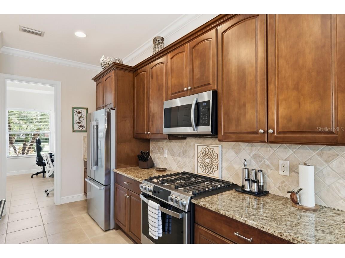 1250 Tidewater Court Bradenton FL 34208 - TIDEWATER LAGOON A4668578 image16