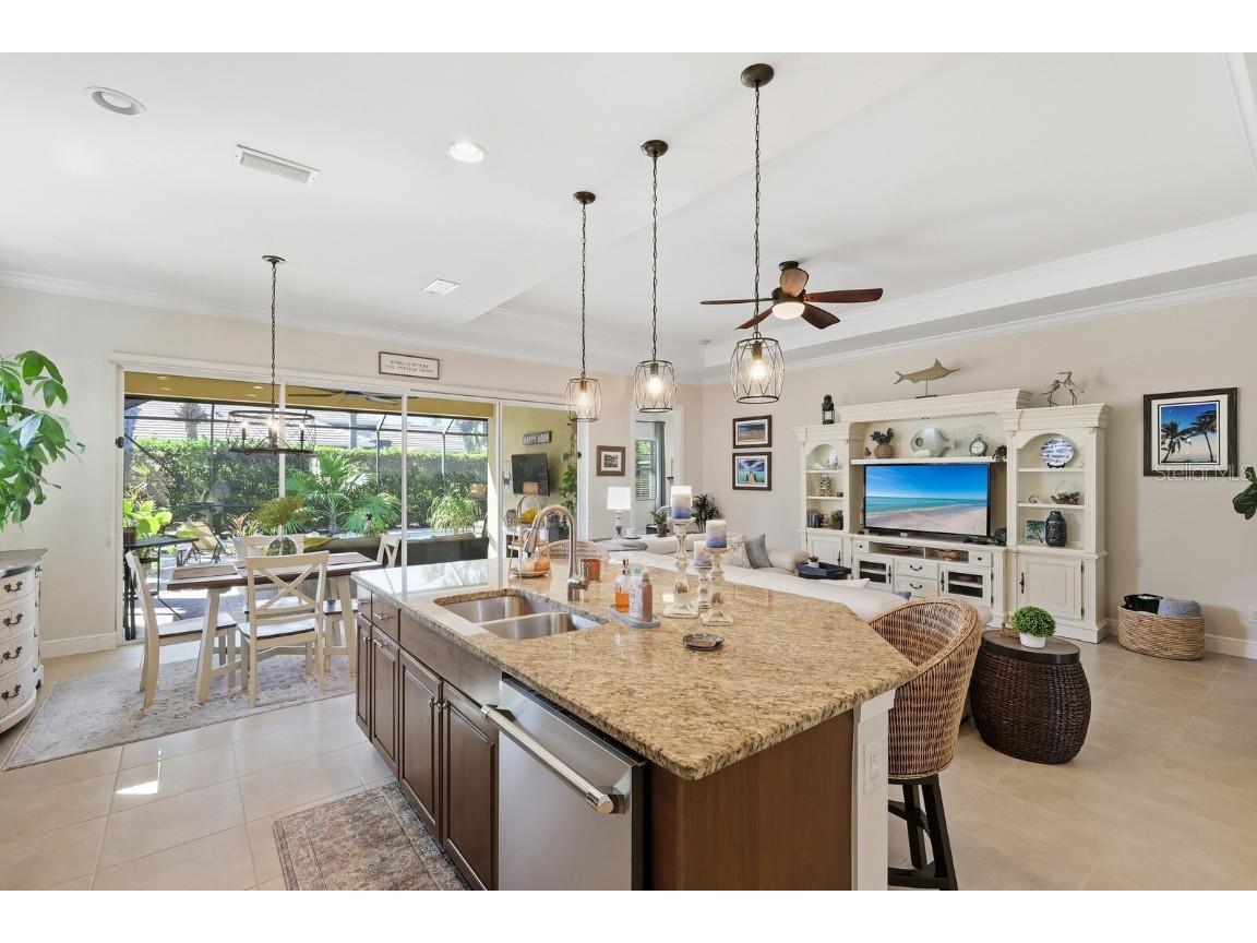 1250 Tidewater Court Bradenton FL 34208 - TIDEWATER LAGOON A4668578 image17