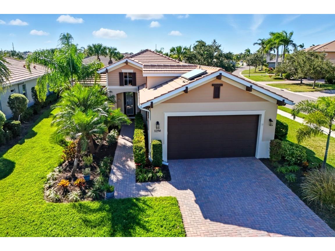 1250 Tidewater Court Bradenton FL 34208 - TIDEWATER LAGOON A4668578 image3