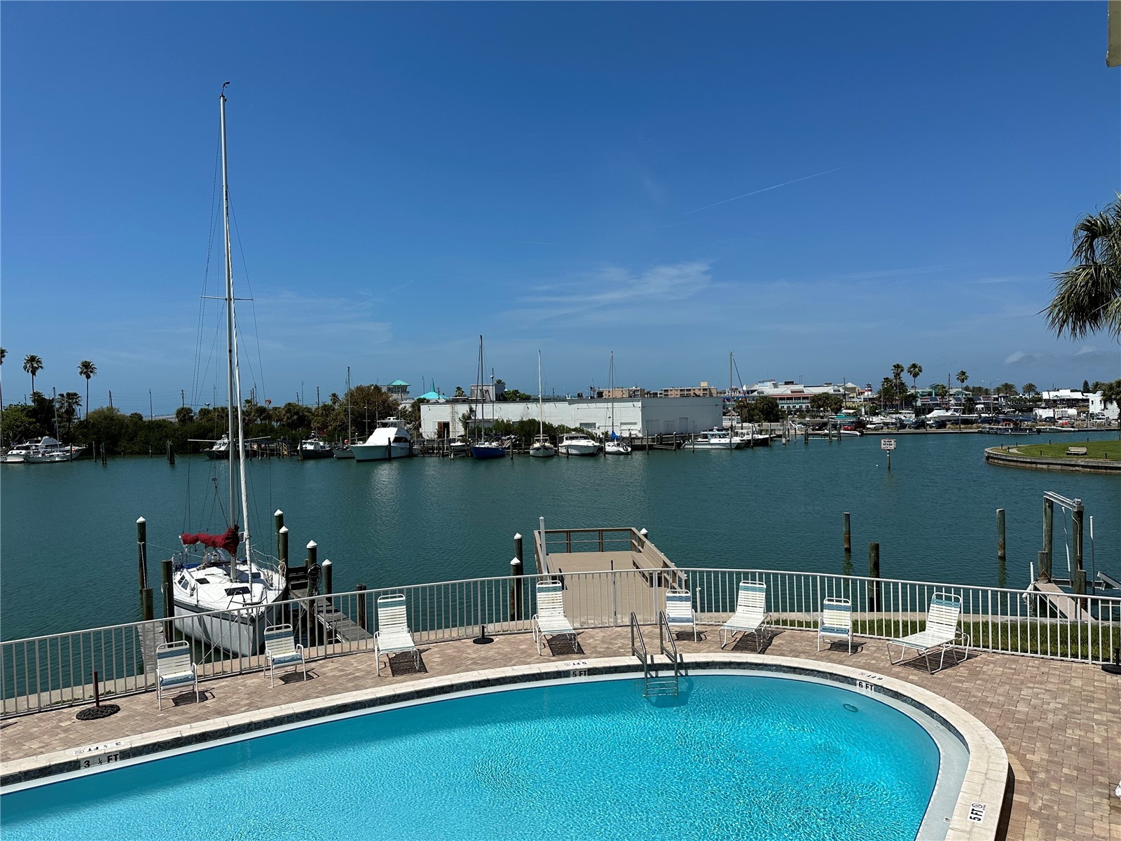 12500 Capri Cir N #401 Treasure Island FL 33706 TB8435013 image1