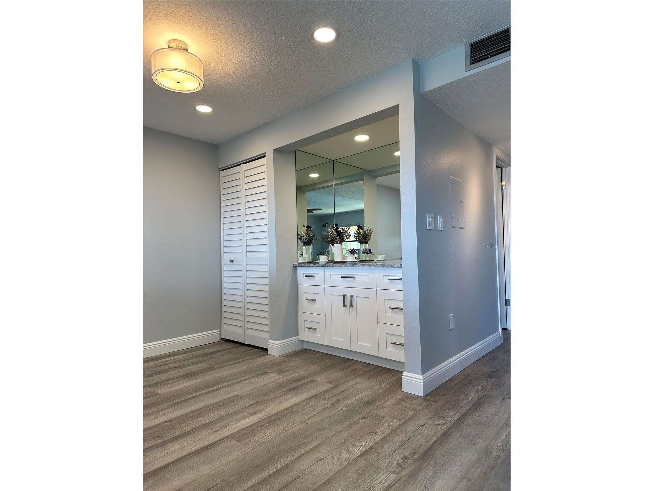 12500 Capri Cir N #401 Treasure Island FL 33706 TB8435013 image17