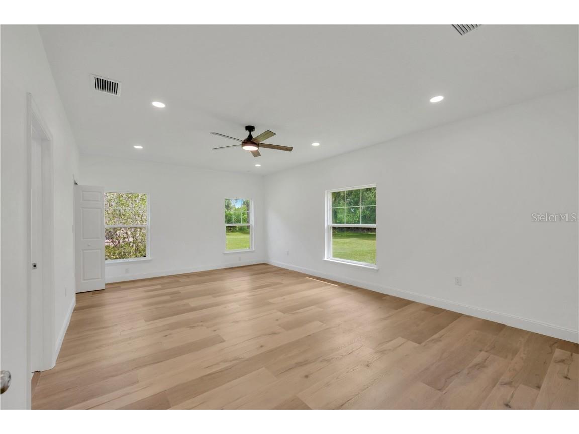 12500 Green Oak Lane Dade City FL 33525 TB8434698 image38