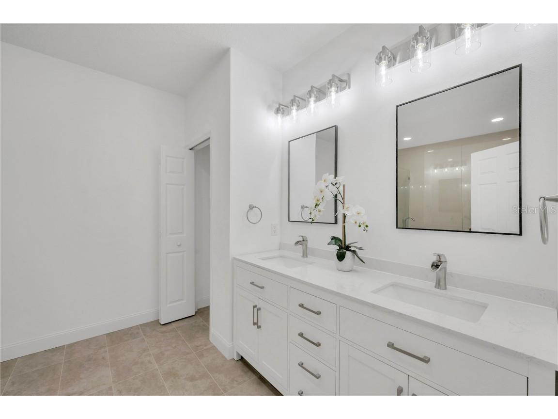 12500 Green Oak Lane Dade City FL 33525 TB8434698 image41